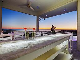 Mural Manor on Ponce