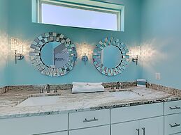 Mural Manor on Ponce