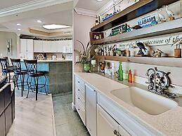 Phoenix on the Bay #1410