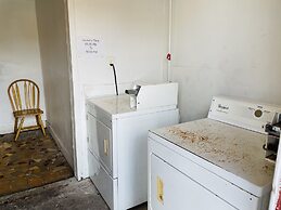 Royal Palms Motel & RV Park