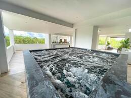 APARTAMENTO DE LUJO EN OASIS - TULUM