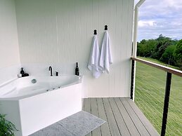 Seven Peaks Farm Stay