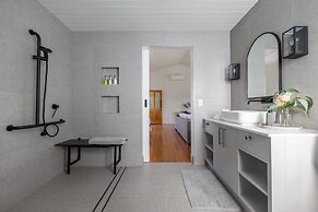 Seven Peaks Farm Stay