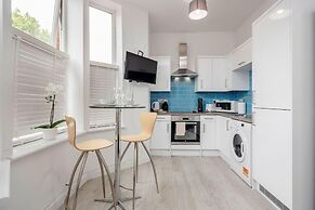 Bedford Park St Michaels1 by Homely Spaces 1BR Apt