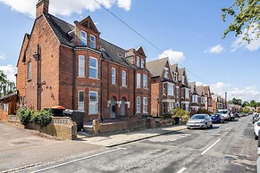 Bedford Park St Michaels1 by Homely Spaces 1BR Apt