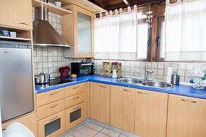 Gorgeous apartment in Piraeus