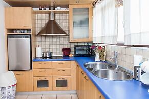 Gorgeous apartment in Piraeus