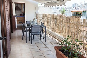 Gorgeous apartment in Piraeus