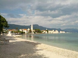 Kuca za Odmor u Kastelima s Pogledom na More