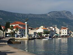 Kuca za Odmor u Kastelima s Pogledom na More