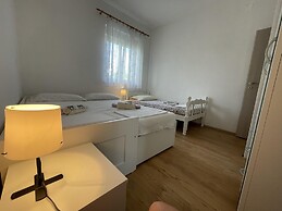 Kuca za Odmor u Kastelima s Pogledom na More