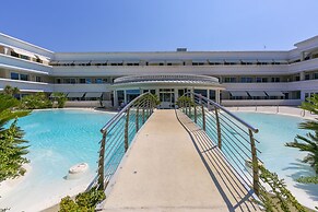 Rivoltella Apt With Pool 600m From Lake