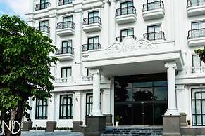 Phu Thang Grand Hotel