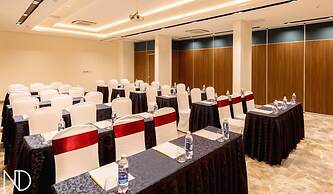 Phu Thang Grand Hotel