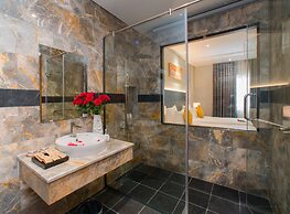 Phu Thang Grand Hotel