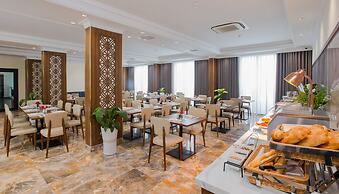 Phu Thang Grand Hotel