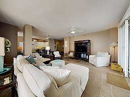 Beach Colony Towers by Southern Vacation Rentals