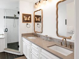 Beach Colony Towers by Southern Vacation Rentals