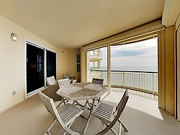 Beach Colony Towers by Southern Vacation Rentals