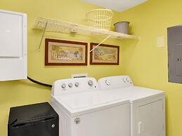 Beach Colony Towers by Southern Vacation Rentals