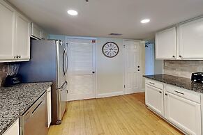 Breakers East by Southern Vacation Rentals