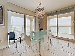 Beach Club by Southern Vacation Rentals