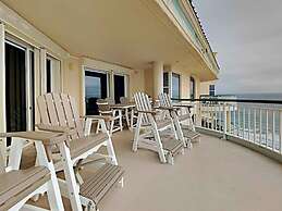 Beach Colony West  by SVR