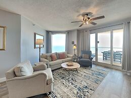 Beach Colony West  by SVR