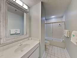 Beach Colony West  by SVR