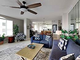 Beach Colony West  by SVR