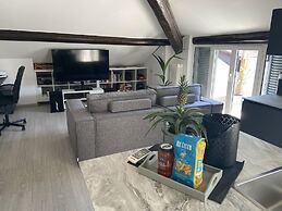 Rooftop Openspace With Balconies, Parking and bbq