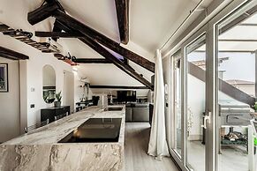 Loft Rooftop in Como - 3 Terraces, Park, Ac, Bbq
