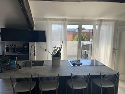 Rooftop Openspace With Balconies, Parking and bbq