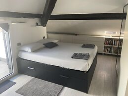 Rooftop Openspace With Balconies, Parking and bbq