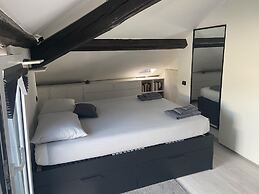 Rooftop Openspace With Balconies, Parking and bbq