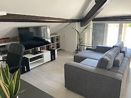 Rooftop Openspace With Balconies, Parking and bbq