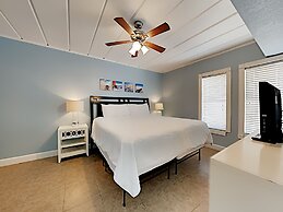 Coconut Beach House by SVR