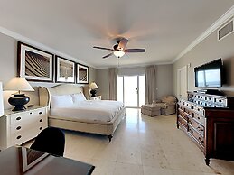 Crystal Shores West by Southern Vacation Rentals