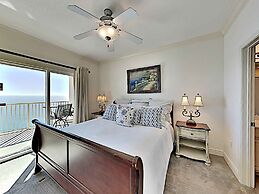 Crystal Shores West by Southern Vacation Rentals