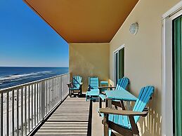 Crystal Shores West by Southern Vacation Rentals