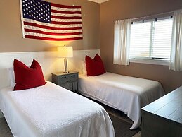 Emerald Isle by Southern Vacation Rentals