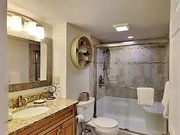 Emerald Isle by Southern Vacation Rentals