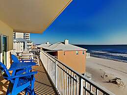 Crystal Shores by Southern Vacation Rentals