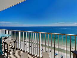 Crystal Shores by Southern Vacation Rentals