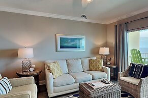 Crystal Shores by Southern Vacation Rentals