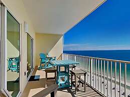 Crystal Shores by Southern Vacation Rentals