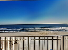 Crystal Shores by Southern Vacation Rentals