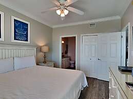 Crystal Shores by Southern Vacation Rentals