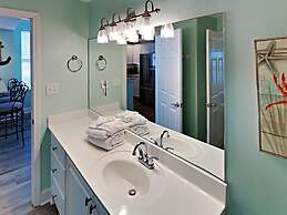 Crystal Shores by Southern Vacation Rentals