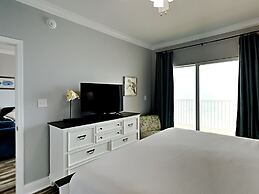 Crystal Shores by Southern Vacation Rentals